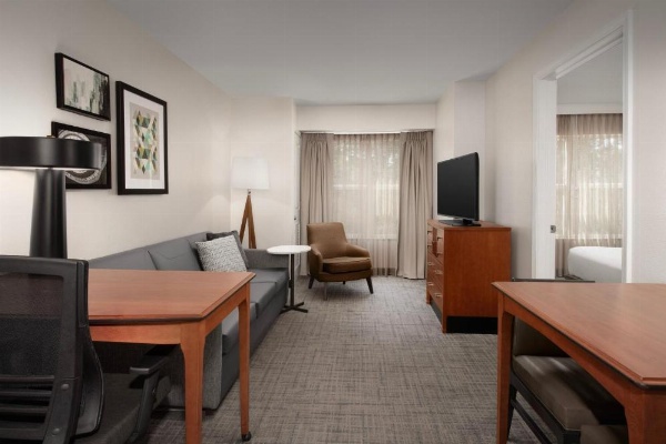 Residence Inn by Marriott Fayetteville Cross Creek image 9